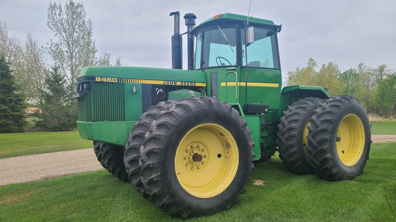 Aiキャロル コレット / Culvers Farm 1982 Steffes Group | Ken & Carol Kluz Farm Retirement Auction