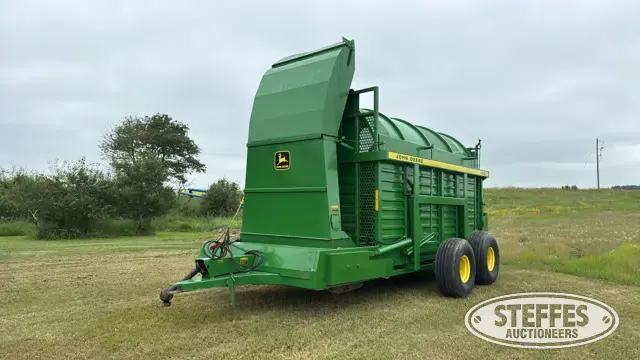 John Deere 200