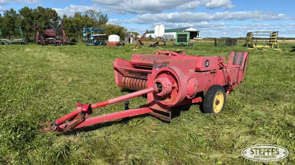 Massey Ferguson 12 Square Baler