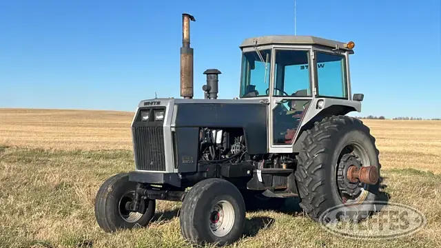 1981 White Field Boss 2-155