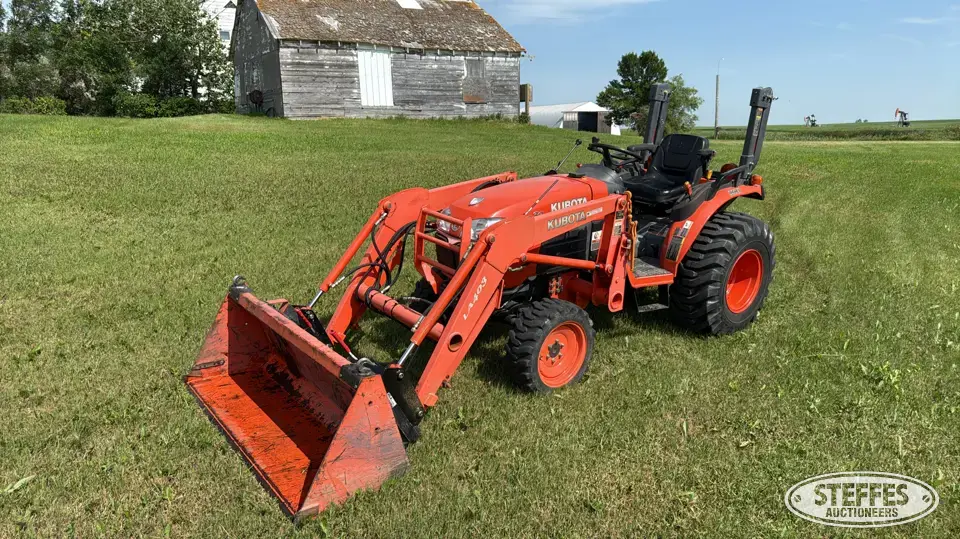 2008 Kubota B3030 MFWD Tractor