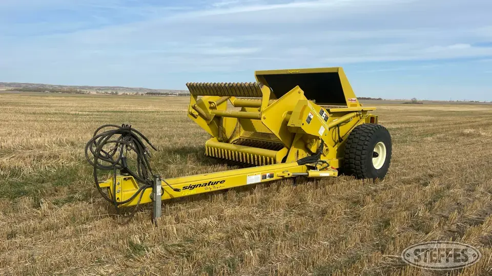 2022 Degelman RP7200 Rock Picker