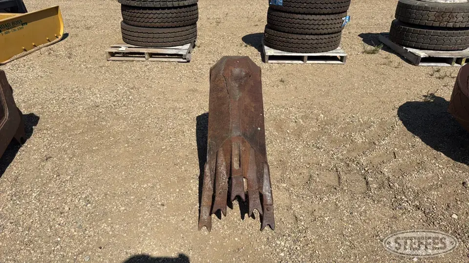 Hensley Adco 580 Loader Backhoe Attachment