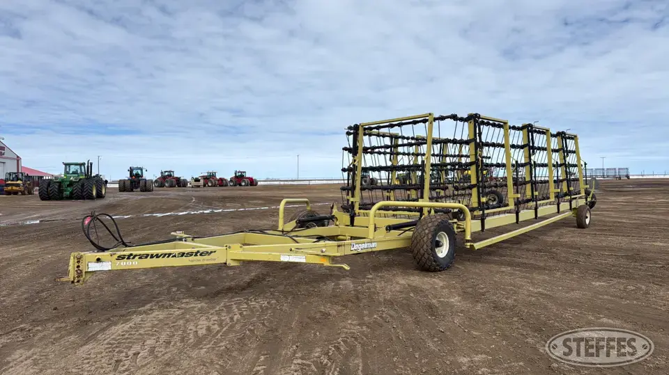 Degelman 7000 Strawmaster Harrow