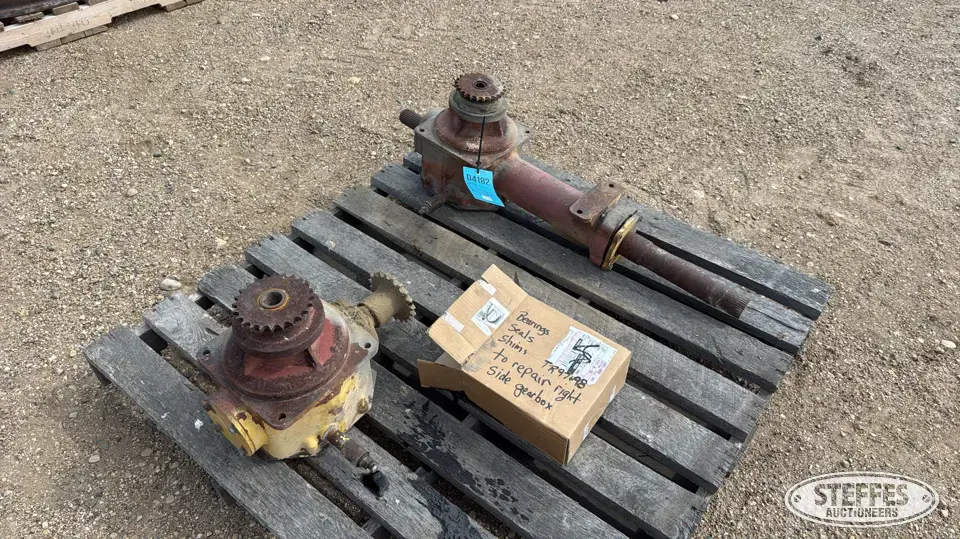 New Holland TR 98 rotor gear boxes Ag Equipment Part