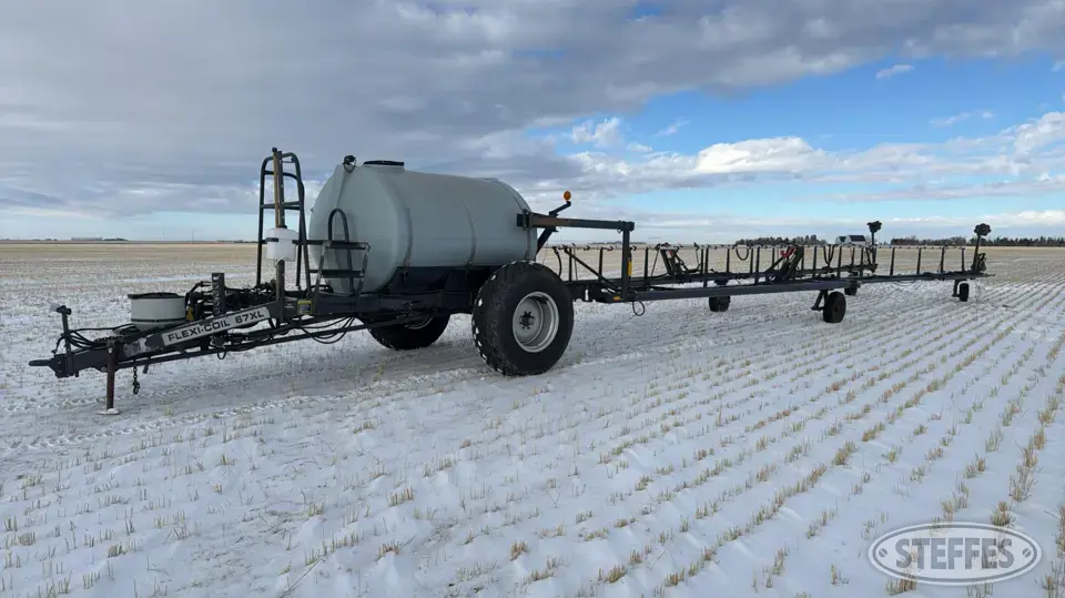 Flexi-Coil 67XL Pull-Type Sprayer