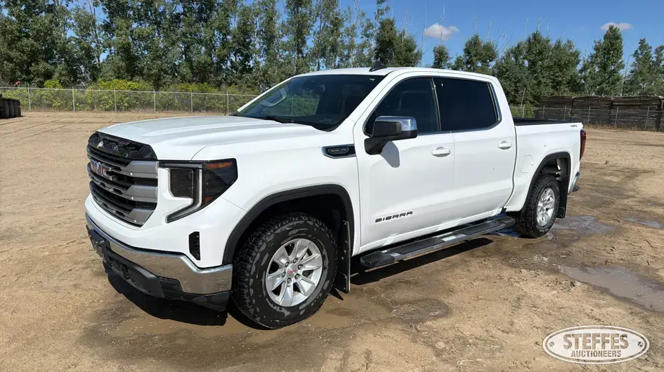 2022 GMC Sierra 1500 SLE Half Ton Pickup