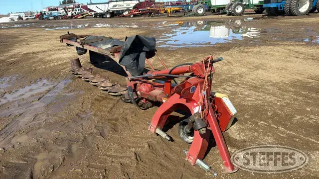 New Holland 617
