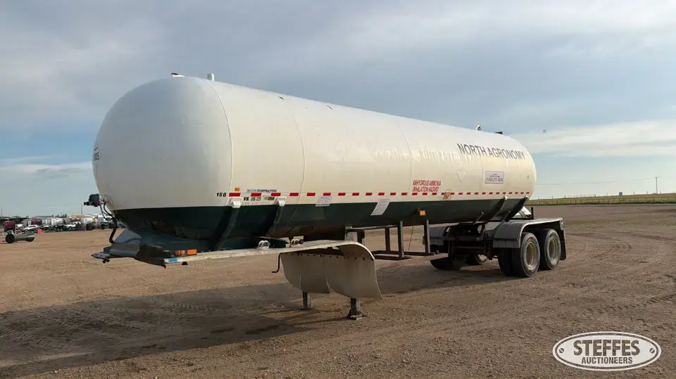 1976 Alberta Tank LTD. 12,000 gal. Tank Trailer