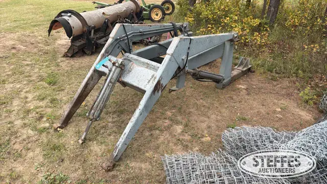 Loader frame