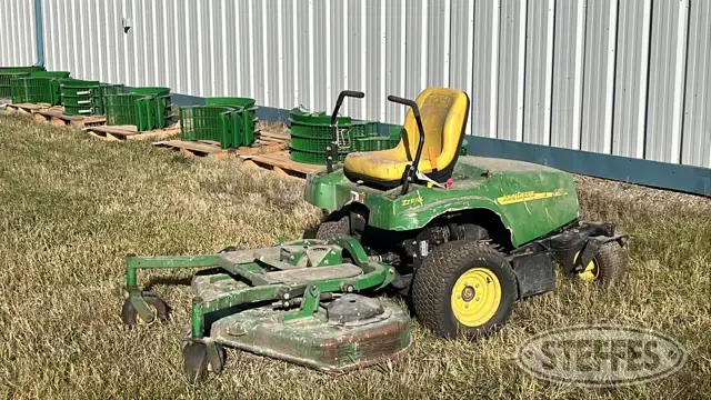 John Deere Z-Trak F687