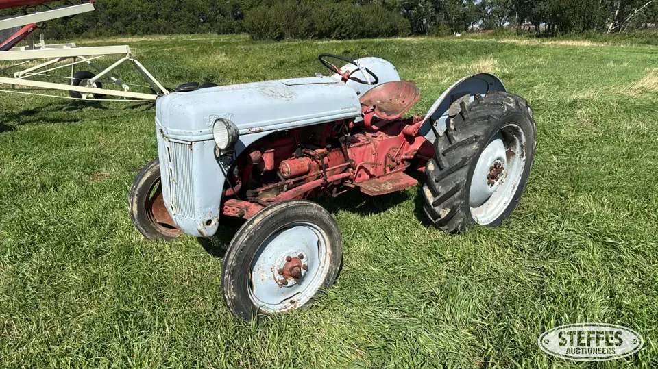 Ford 8N Collectible Tractor