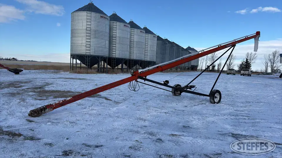 Brandt 745 Straight Auger