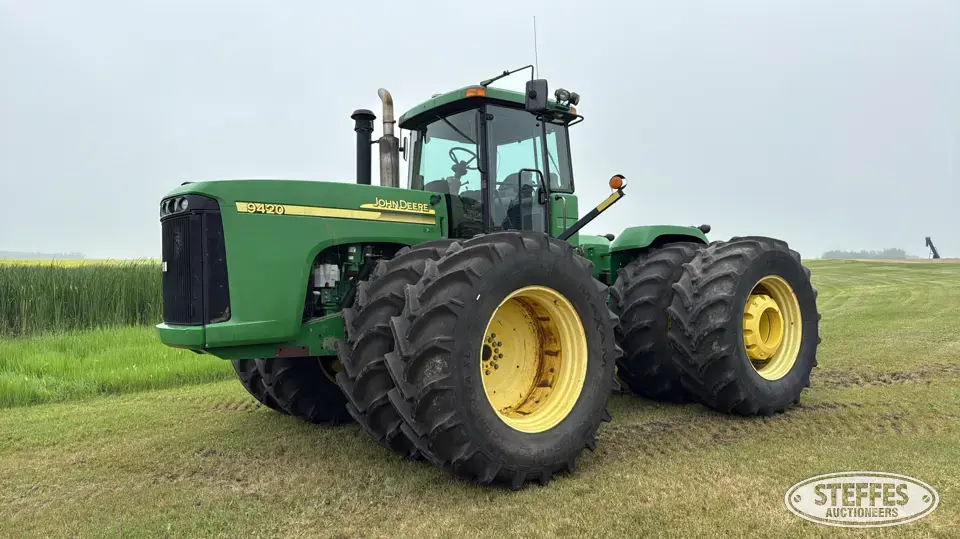 2005 John Deere 9420 4WD Tractor