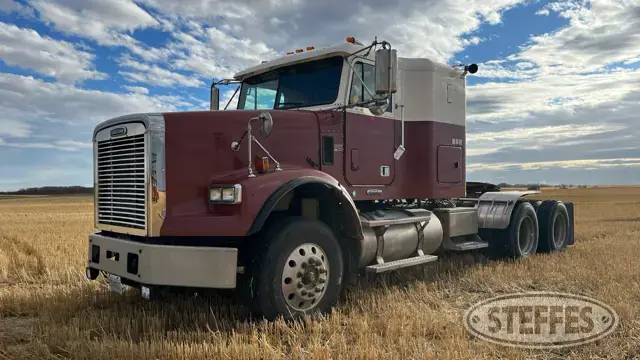 2007 Freightliner FLD120