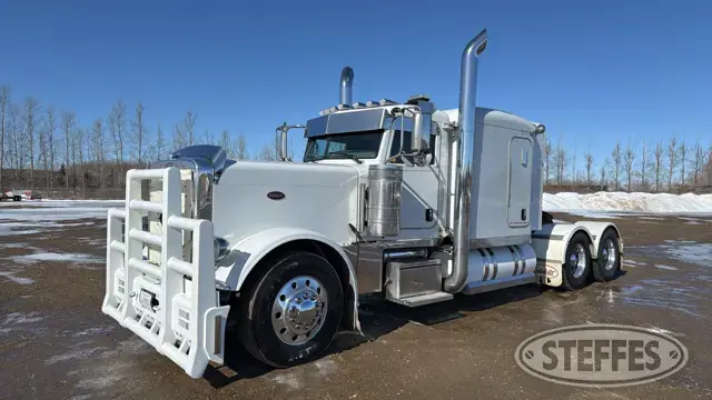 2015 Peterbilt 389