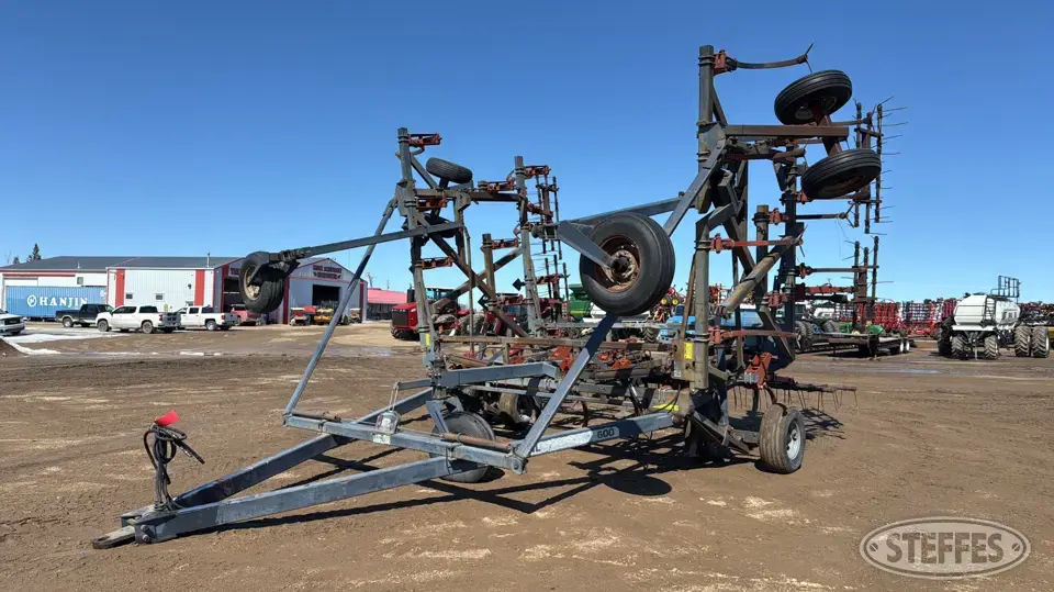 Flexi-Coil 600 Field Cultivator
