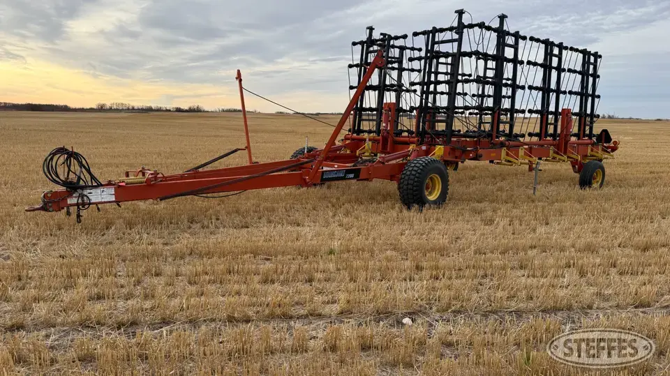 Bourgault 7200 Harrow