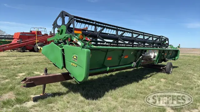 2000 John Deere 930F