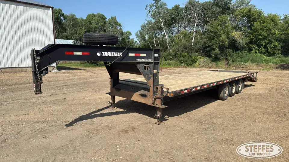 2014 Trailtech H370-24 Flatbed Trailer