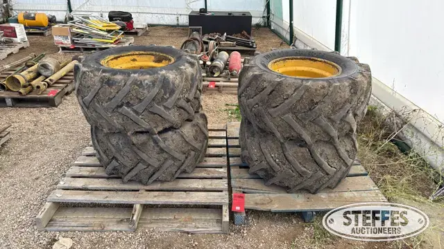 (4) wheels