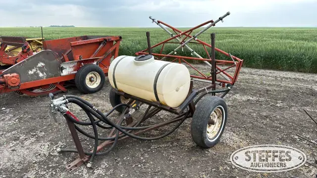 Pull-type sprayer