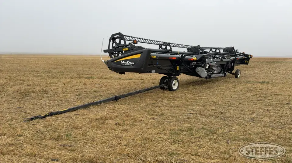 2017 MacDon FD75-D Draper Head