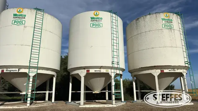 Westeel hopper bin
