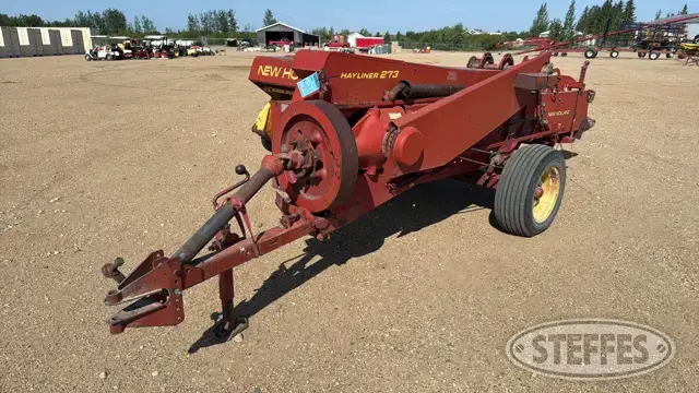 New Holland 273
