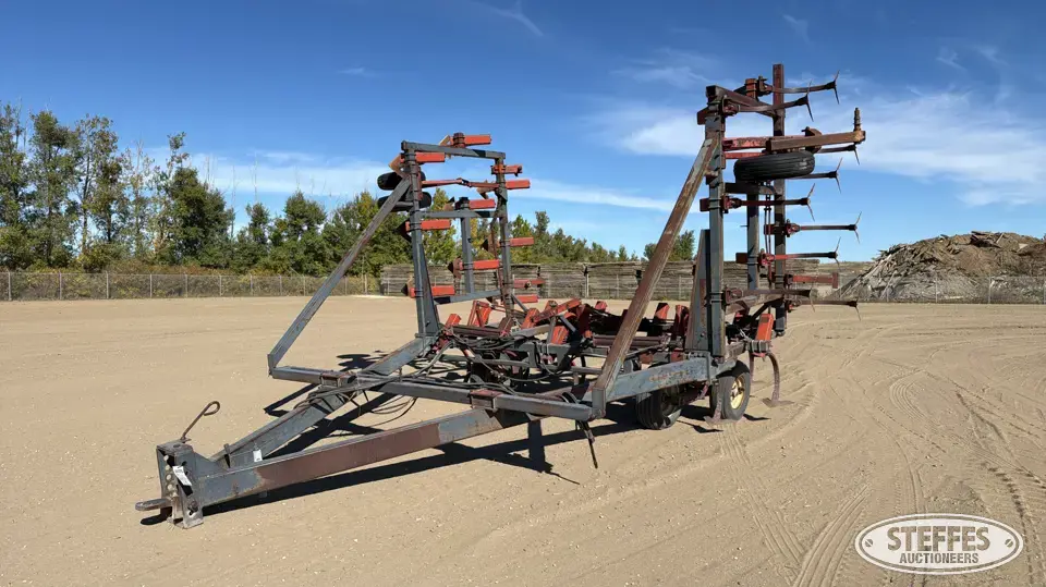 Field cultivator