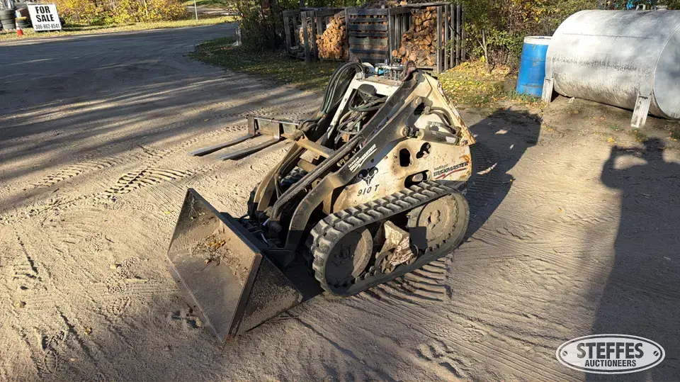 Taskmaster 910T Walk-Behind Skid Steer