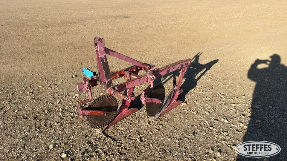 Allis-Chalmers plow