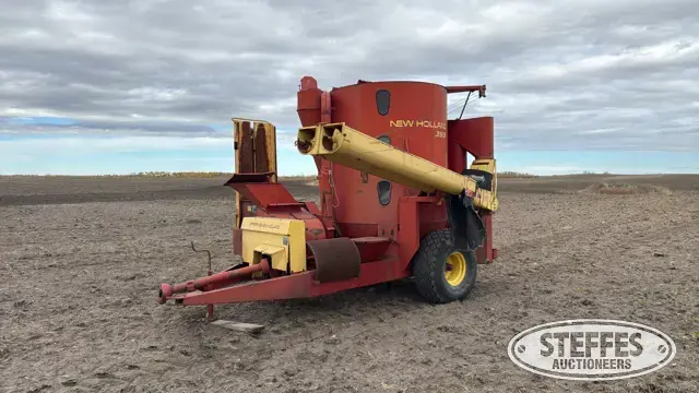 New Holland 359