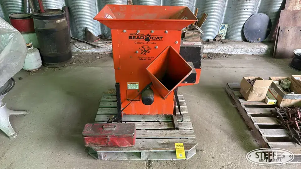 Crary Bear Cat 554 Forestry Chipper