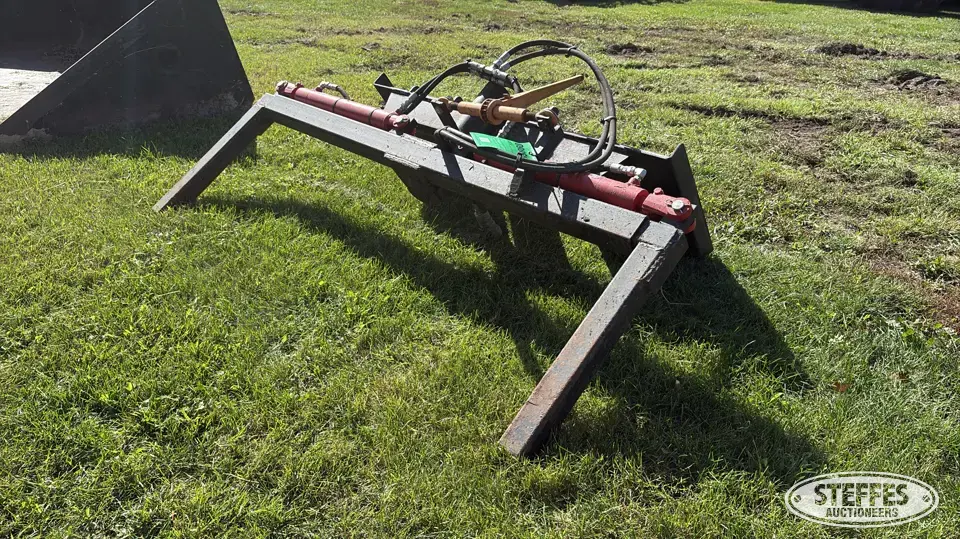Skid steer tire grabber Skid Steer Attachments-Other