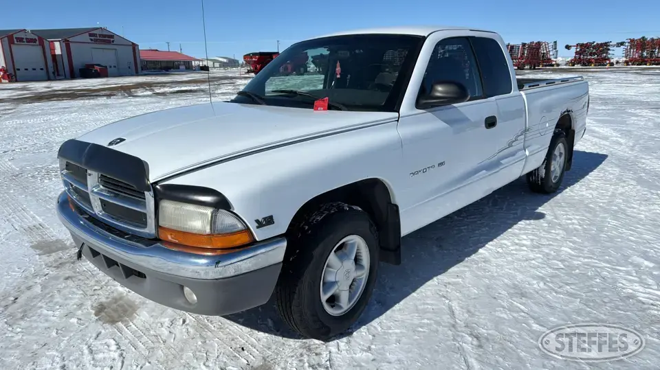 1997 Dodge Dakota SLT Compact Pickup