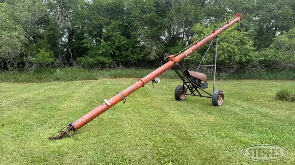 1974 Brandt Straight Auger