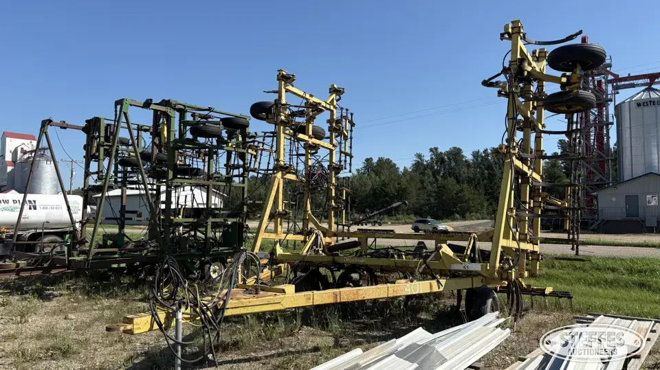 Degelman 2000 Chisel Plow