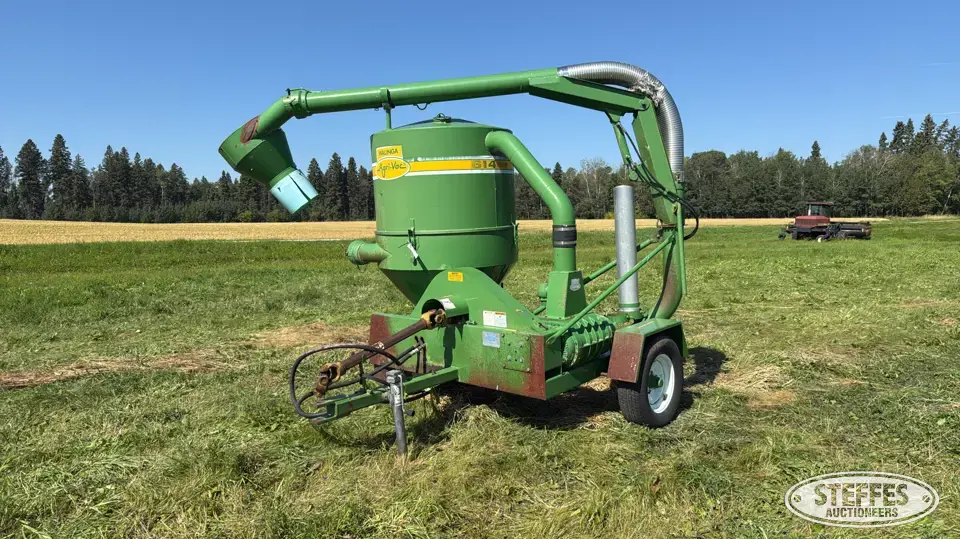 Walinga Agri-Vac 614 Deluxe Pneumatic Grain Equipment