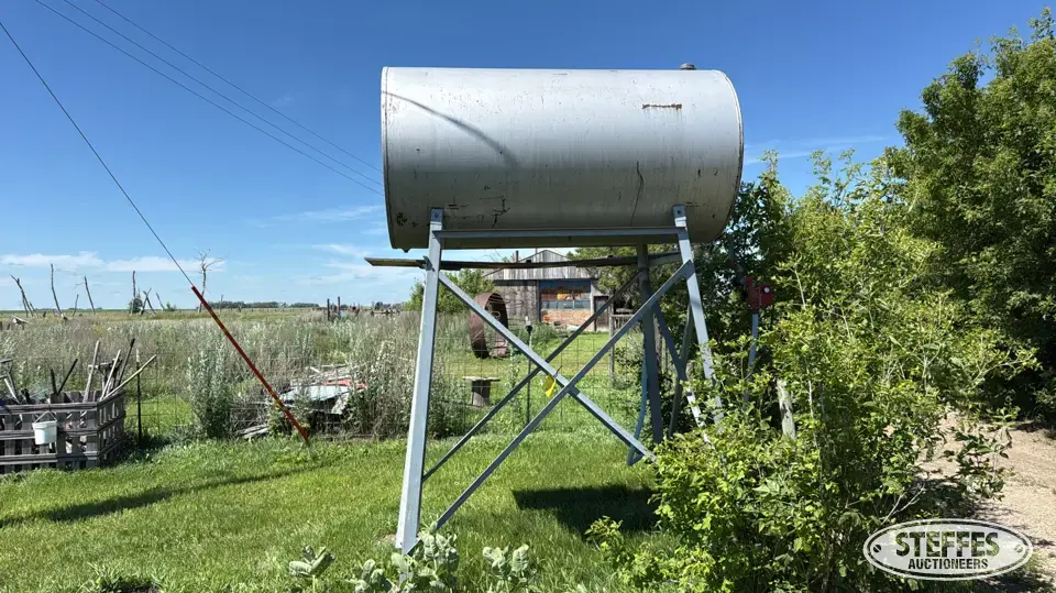Westeel 500 gal. fuel tank