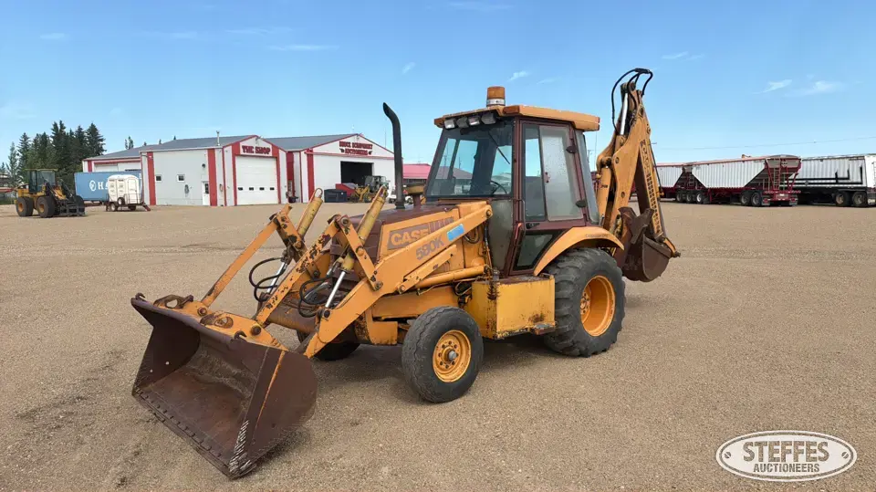 Case 580K Loader Backhoe