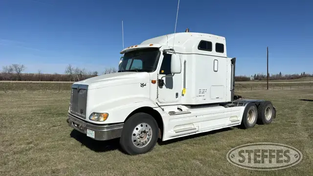 2000 International 9200i Eagle