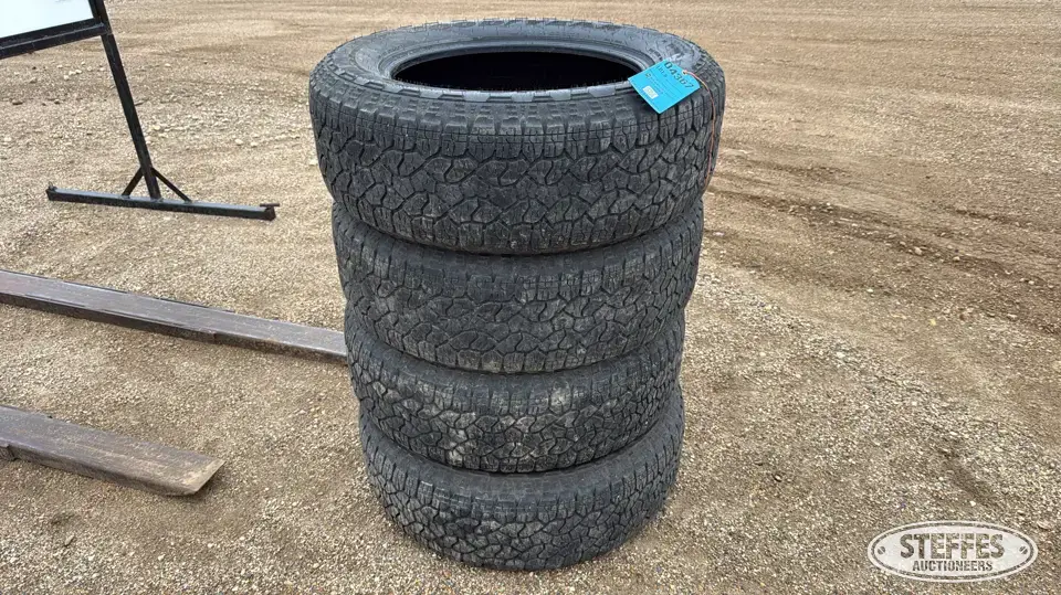 (4) Goodyear Wrangler 275/60R20 tires Passenger-Light Truck Tire