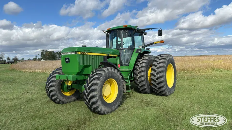 1994 John Deere 4960 MFWD Tractor