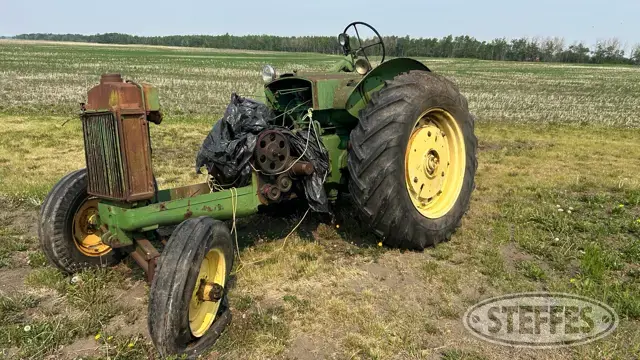 1952 John Deere R