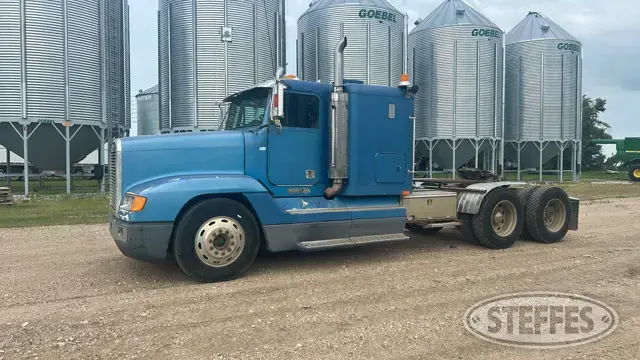1996 Freightliner FLD120