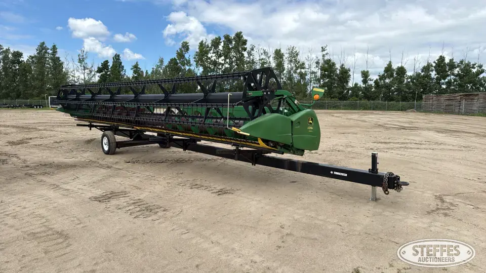 John Deere 635F HydraFlex Flex Head