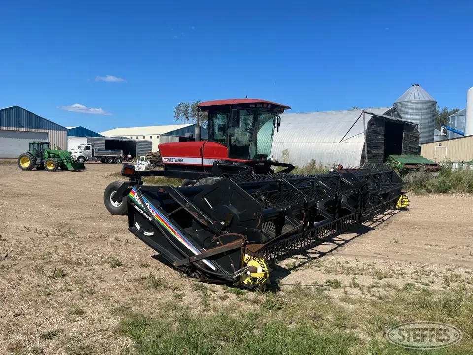 2001 Westward 9352 Self-Propelled Swather