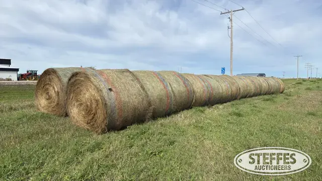 Approx. (28) 5’x6’ round bales