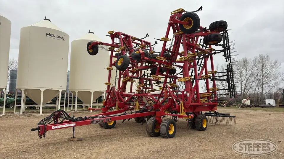 2016 Bourgault 9500-70 NH3 Applicator